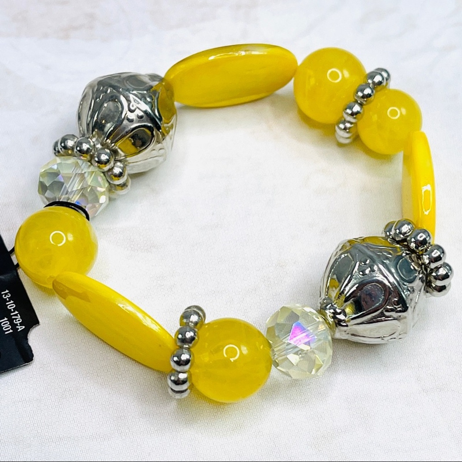 Mixit Yellow Clear And Silver Beaded Bracelet Nwt 15$